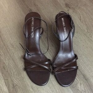 Michael Shannon Brown Strappy Leather Sandals & Travel Bag
Size 9